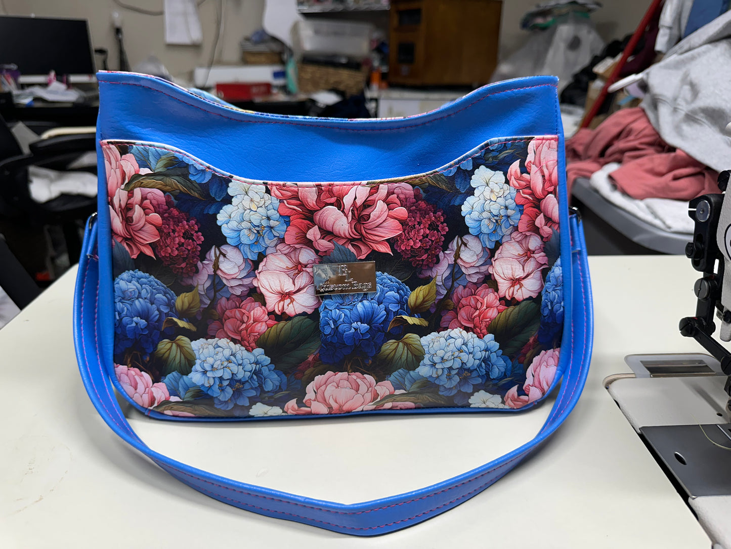 Hydrangea Kiana Handbag
